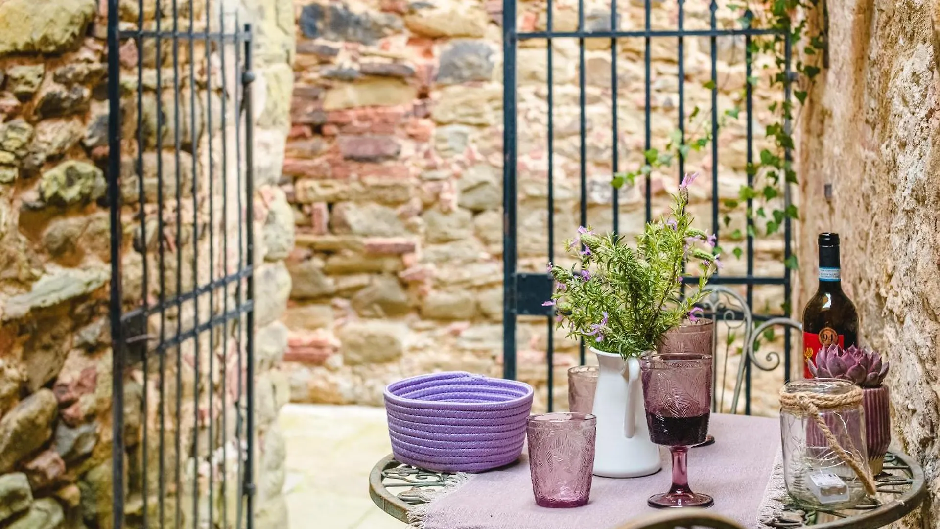 Apartment Appartamenti Anguria Toscana R Scrofiano